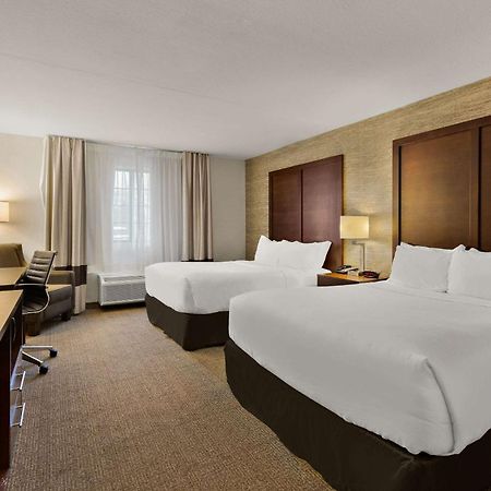 Comfort Inn Ludington Near Us-10 Eksteriør billede