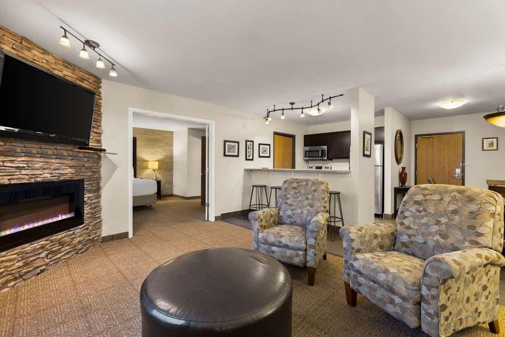 Comfort Inn Ludington Near Us-10 Værelse billede