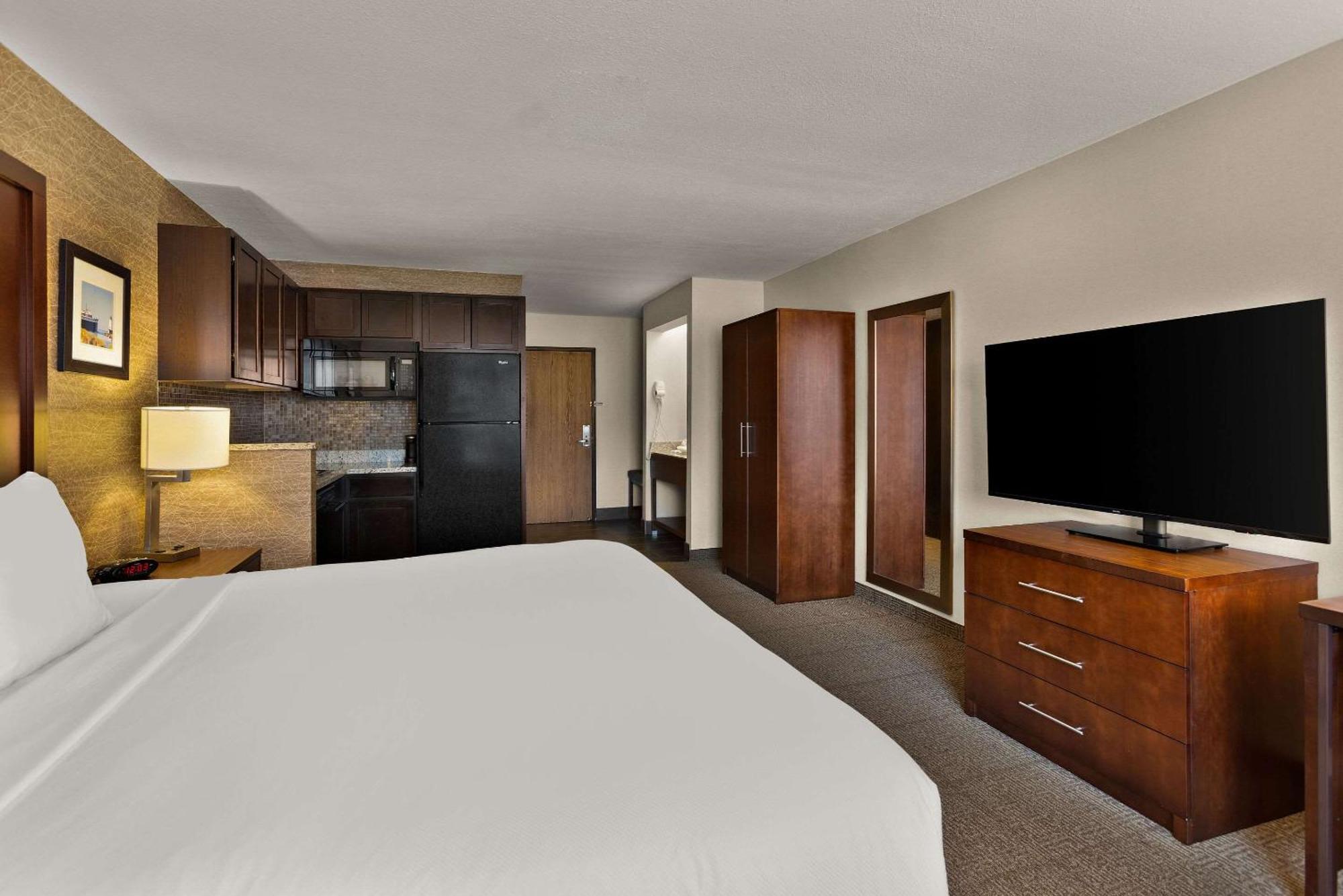 Comfort Inn Ludington Near Us-10 Eksteriør billede