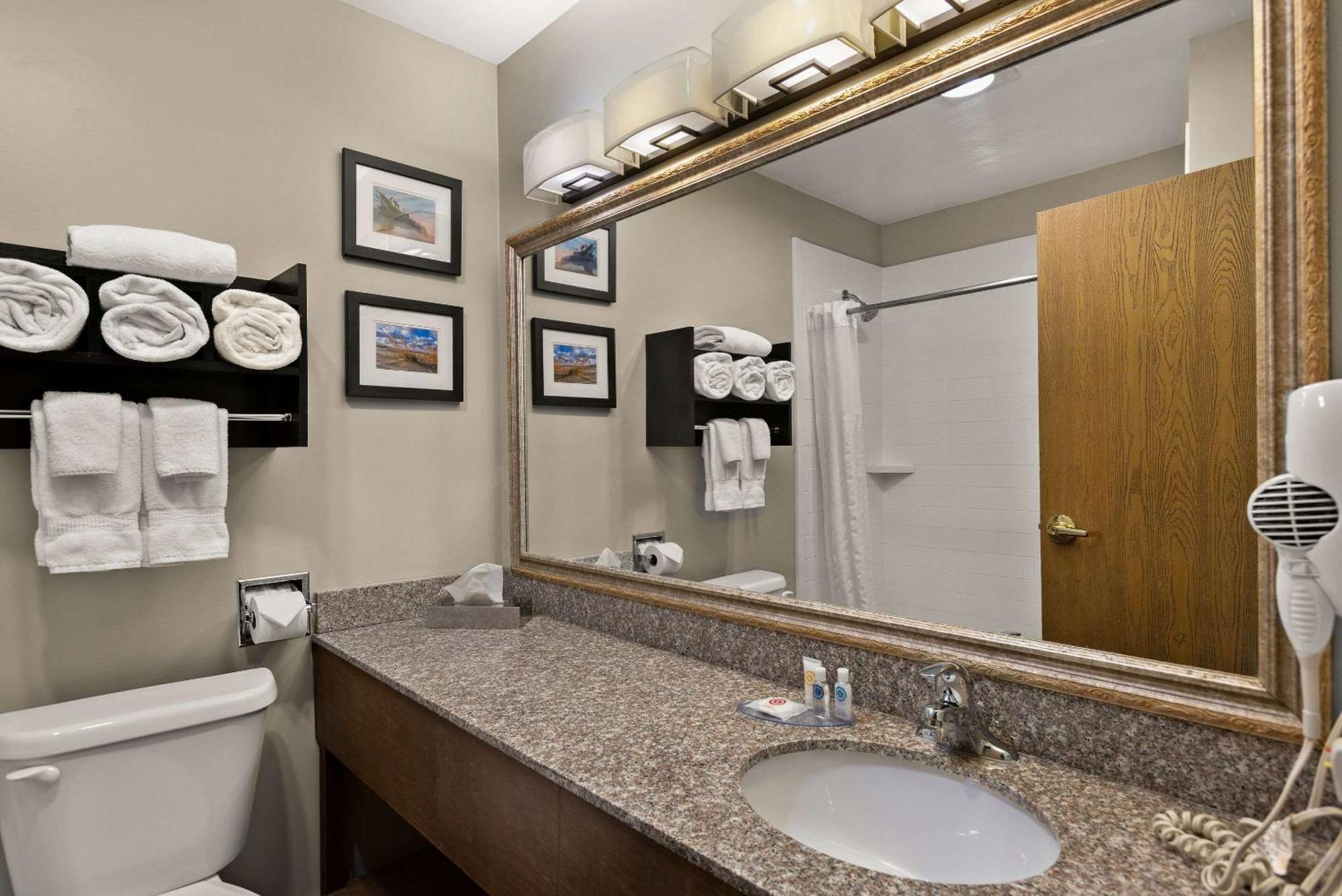 Comfort Inn Ludington Near Us-10 Eksteriør billede